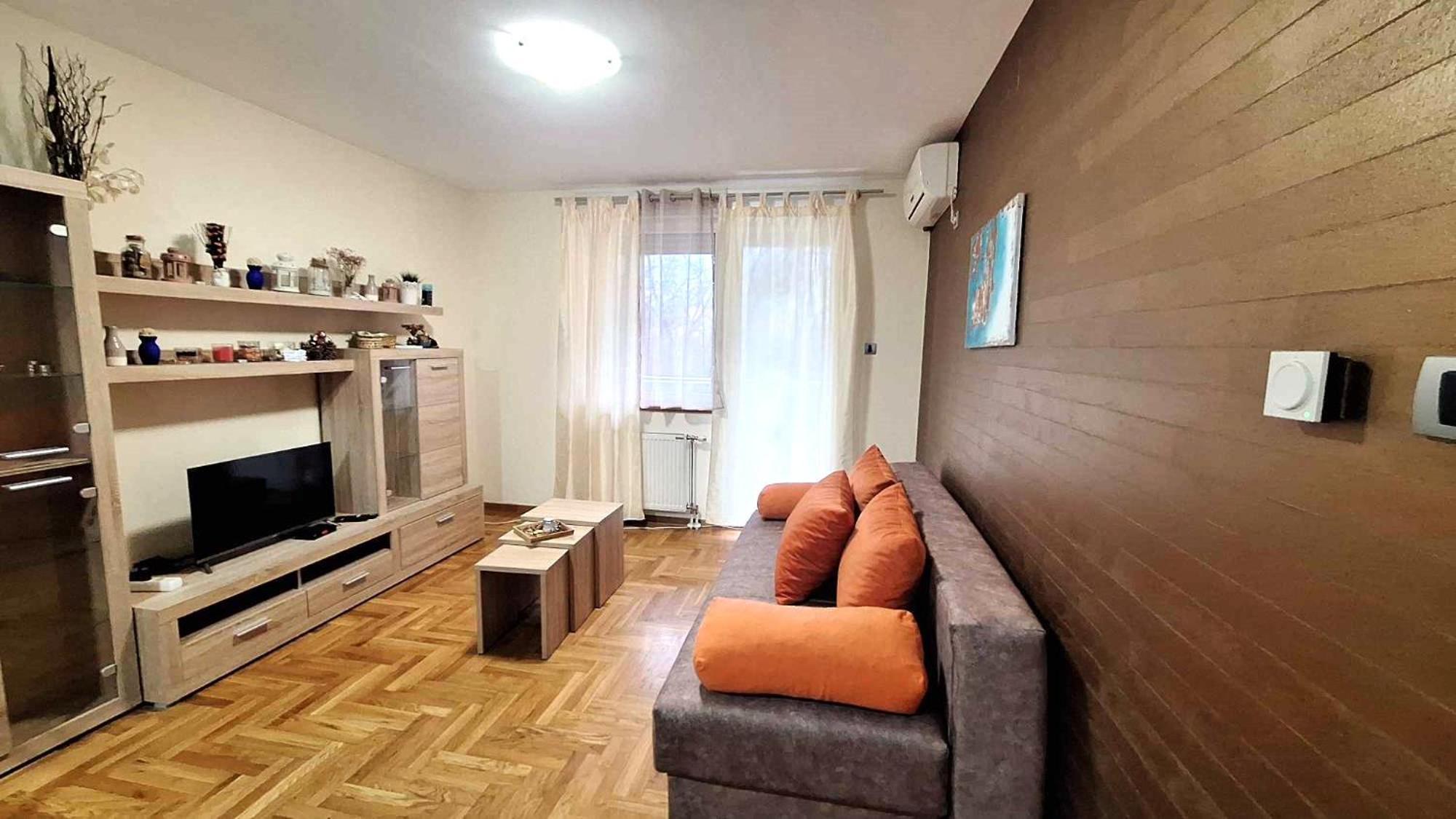 Apartment Vas Raj Novi Sad Bagian luar foto