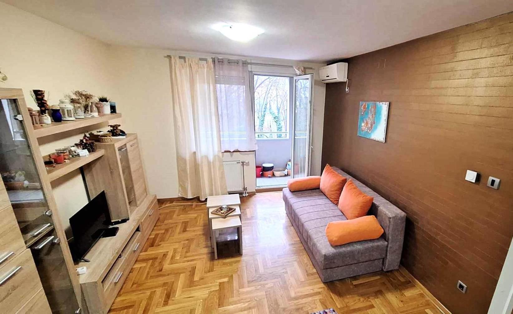 Apartment Vas Raj Novi Sad Bagian luar foto