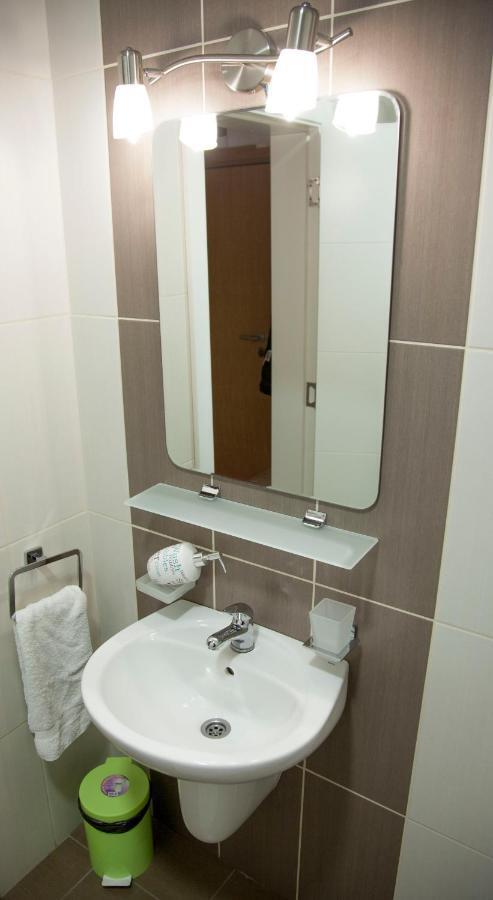 Apartment Vas Raj Novi Sad Bagian luar foto